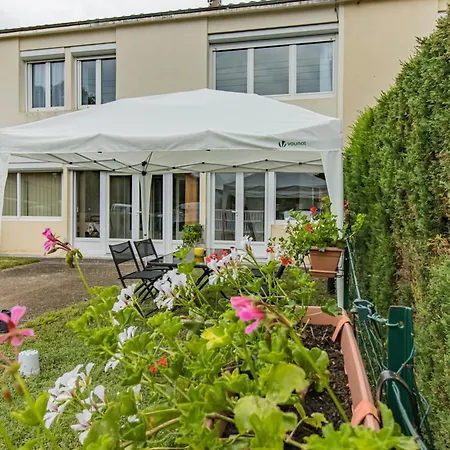 Daire Lumineux, Bien Situe Et Tres Calme + Parking Prive *